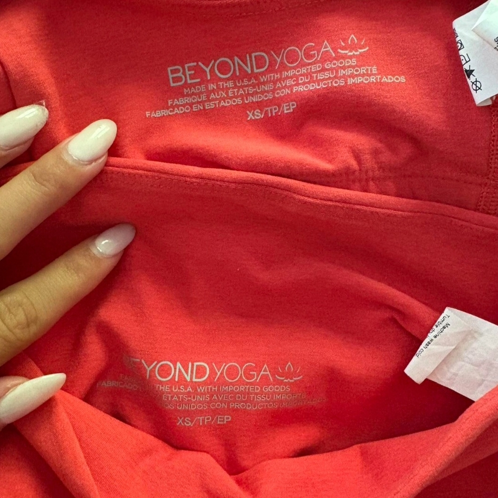 Beyond Yoga Spacedye Focus Tank & Leggings Activewear Set - Picture 3 of 3